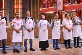 Descubre quién fue el quinto eliminado de MasterChef Celebrity Generaciones 2025, los momentos más emotivos del programa y qué celebridades siguen luchando por el título.