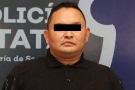 Miguel Ángel Barrientos Domínguez, excomisario de Atotonilco el Alto, fue detenido por autoridades federales en una carretera de Jalisco.