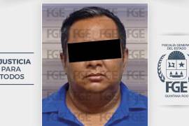 Un profesor de secundaria fue detenido en Playa del Carmen tras la intoxicación de tres alumnas; es investigado por presunta corrupción de menores.