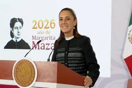 Sheinbaum recibió en Palacio Nacional a atletas mexicanos que participaron en los Juegos Centroamericanos y destacó el récord de medallas conseguido por la delegación nacional.