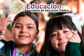 Antes de que vayan a las aulas por unas semanas más, cuelguen sus uniformes y guarden sus mochilas, los estudiantes de educación básica tendrán otro fin de semana largo por suspensión de clases.