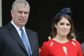 La princesa Eugenia ha cortado todo tipo de contacto con su padre, Andrés Mountbatten-Windsor, a raíz del reciente escándalo que lo vinculó al pedófilo convicto Jeffrey Epstein.