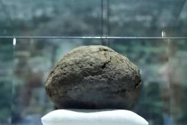 Con una inversión de 37 millones de pesos, el complejo reabrió museos, modernizó sus instalaciones y presentó una pieza excepcional: una pelota de hule de aproximadamente 3 mil 600 años de antigüedad, vinculada a la cultura olmeca y exhibida por primera vez al público.