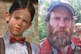 El actor Brandon ‘Bug’ Hall, recordado por su papel de Alfalfa, fue detenido en Ohio. Su arresto revive el interés público en su vida tras años alejado de la industria.