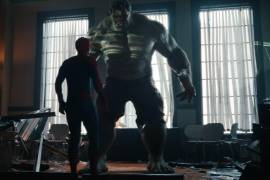 El tráiler de Spider-Man: Un nuevo día rompe récords y muestra a Peter Parker enfrentando a Hulk, nuevos poderes y una vida marcada por la soledad.