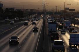 Monitores del IMPLAN en Saltillo reportaron concentraciones de contaminantes con riesgo “alto” para la salud durante la madrugada del sábado.