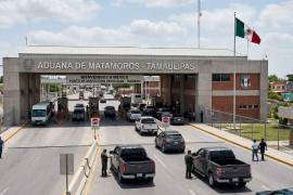 La investigación señala que la funcionaria ocupa un cargo estratégico en la Aduana de Matamoros; no existe una investigación penal en su contra en México.