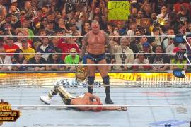 Cody Rhodes resistió la presión de Randy Orton y salió de la primera noche de WrestleMania 42 todavía como Campeón Indiscutido de la WWE, sin embargo, fue “The Viper” quien se quedó de pie en el ring.