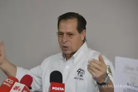 Héctor Horacio Dávila Rodríguez informó que estarán aplicando estos incrementos a partir del primero de febrero, mientras que otros será hasta el día 15. FOTO: