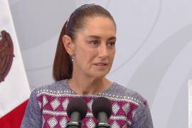 La presidenta Claudia Sheinbaum afirmó que corresponde a la Fiscalía investigar el caso de Rubén Rocha Moya y defendió el principio de presunción de inocencia, además de reiterar la cooperación con Estados Unidos.