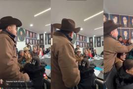 El diputado Antonio ‘Tony’ Flores durante su intervención en la sesión de Cabildo, donde se generó una fuerte confrontación.