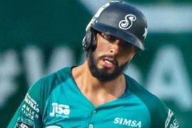 Albert Lara conectó el cuadrangular que dejó en el terreno a los Saraperos, en un juego que Unión Laguna perdía 0-3 hasta la novena entrada.