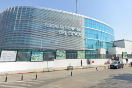 Luis Enrique “N”, funcionario de la SEP vinculado a proceso en Puebla, deberá presentarse a firmar periódicamente y tiene prohibido salir del país mientras buscan al menor