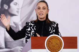 La presidenta Claudia Sheinbaum aseguró que el gobierno mexicano no cuenta con información oficial sobre el presunto uso de drones en la frontera con Estados Unidos.