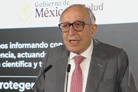 David Kershenobich aseguró que México mantiene vigilancia epidemiológica ante los casos de ciclosporiasis detectados en otros países y descartó un brote masivo.
