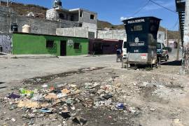 Calles deterioradas y poca vigilancia reflejan el olvido que enfrenta la colonia El Tanquecito.