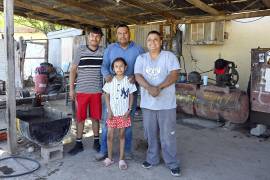 Las vulkas de un pueblo que son atendidas por sordomudos. Una historia sobre ruedas.