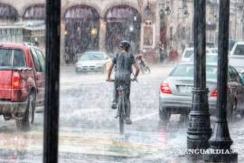 Canales de baja presión y el Monzón Mexicano azotarán a México con fuertes lluvias, granizadas e inundaciones.