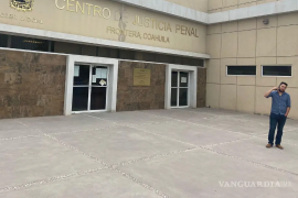 Abogado particular de la imputada presentó documentos que acreditan la maternidad reciente.