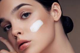 La clásica crema Nivea de lata azul tiene una fórmula especialmente rica y oclusiva. Conoce para qué pieles puede ser útil y cuándo conviene evitarla.