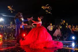 El alcalde del municipio de Alvarado, Veracruz, Alberto ‘Beto’ Cobos presuntamente está relacionado con el presunto festejo millonario de los XV años de su hija.