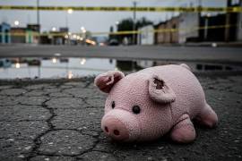 Un cerdito de peluche rosa ha aparecido en cinco escenas de homicidio en Culiacán.