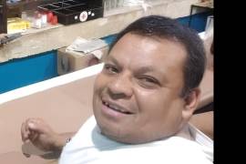 Familiares, amigos y compañeros mantienen las labores de búsqueda para dar con el paradero de Luis Armando.