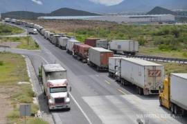 Las pérdidas por el cierre de la carretera y autopista Saltillo-Monterrey afectó sobre todo a empresas que están en el día a día en su cadena de suministros.