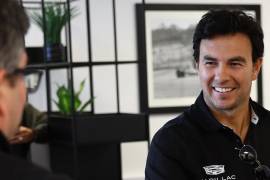 Sergio “Checo” Pérez probó por primera vez el simulador de Cadillac F1 y la escudería lo compartió en redes sociales como parte de su preparación rumbo a la temporada 2026.