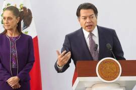 Mario Delgado informó que 81% de los maestros apoya reglas para el uso de celulares en escuelas; la SEP detectó problemas de atención y convivencia.