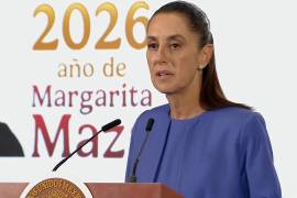 La presidenta Claudia Sheinbaum calificó como “doloroso” el asesinato de dos maestras en Michoacán y anunció el fortalecimiento de programas de salud mental en escuelas tras el ataque cometido por un menor.