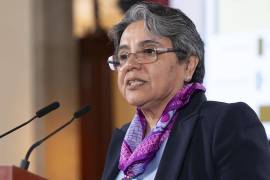 La secretaria Raquel Buenrostro sostuvo que los señalamientos contenidos en el libro de Julio Scherer no constituyen evidencia suficiente para abrir investigaciones sin datos verificables.