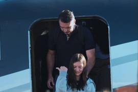 Flávio Bolsonaro llega al Aeropuerto Ejecutivo Miami-Opa Locka el miércoles 28 de octubre de 2026, en Opa-Locka, Florida.