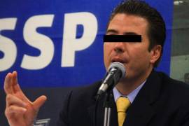 Luis Cárdenas Palomino, excoordinador de Inteligencia de la extinta Policía Federal y actual interno en el penal de máxima seguridad del Altiplano, será juzgado por su presunta responsabilidad en el delito de omisión al no impedir la entrada de armas y explosivos al país.