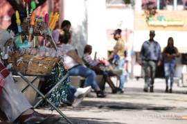 Los vendedores ambulantes son parte esencial del tejido social y económico de Saltillo.