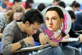 SEP confirma nueva Beca Gertrudis Bocanegra para estudiantes universitarios en Michoacán.