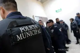 Agentes de la Policía Municipal de Torreón y Policía Especializada irrumpen en casa de los quejosos, causando destrozos durante el operativo.