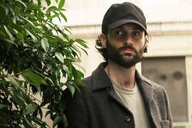 El drama llegará a nivel mundial en abril con Penn Badgley de nueva cuenta como el protagonista.