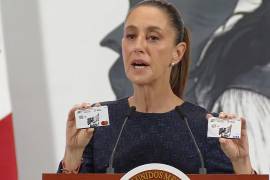 La presidenta Claudia Sheinbaum presentó la tarjeta Finabien, una opción segura, económica y libre de impuestos para enviar remesas desde EE.UU. a México. Conoce cómo solicitarla y usarla paso a paso.