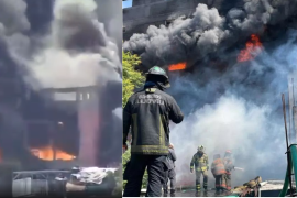 Incendio en fábrica de colchones en Ecatepec deja 12 intoxicados y más de 200 evacuados (VIDEOS)