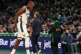 Middleton fue parte fundamental para que Bucks se coronara la temporada pasada.