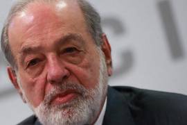 El empresario Carlos Slim planteó sustituir el modelo tradicional por una semana laboral de tres días con jornadas más largas, sin disminuir el salario y elevando la edad de retiro a los 75 años.