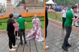 Madres buscadoras que protestaban en el Ángel de la Independencia denunciaron a un grupo de tres aficionados de la Selección Mexicana las agredieron.