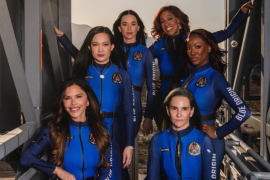 El cohete New Shepard despegó desde Texas tripulado por Lauren Sánchez, Gayle King, Kerianne Flynn, Aisha Bowe, Katy Perry y Amanda Nguyen.