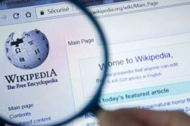 Hackean Wikipedia y las redes estallan. Piratas informáticos exigen restitución de editores.