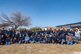 Voluntarios observaron aves en la Presa Don Martín durante el 12° Conteo Anual de Aves, un evento que resalta la importancia de este sitio para las especies migratorias.