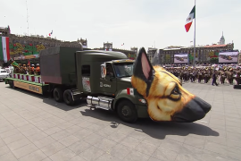 Fuerzas Armadas, escuadrones caninos y contingentes especiales participaron en el Desfile Militar por la Independencia.