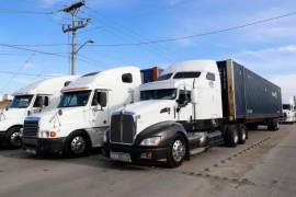 Circular por los municipios del estado se traduce en detenciones arbitrarias para exigir “mordidas” de hasta 20 mil pesos por tráiler.