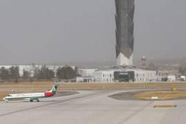 Además, en el mismo aeropuerto, que inauguró el expresidente Andrés Manuel López Obrador el 21 de marzo de 2022, también se incautó otro cargamento de 253 kilogramos de cocaína.