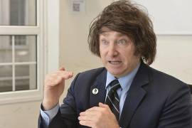 La oposición busca que Javier Milei y Karina Milei comparezcan, mientras el caso sigue bajo investigación judicial.